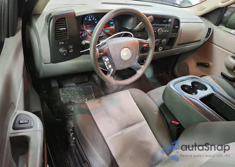 2008 Chevrolet Silverado C1500 z USA, uszkodzony, nr VIN 1GCEC19018E181453